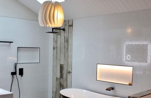 Mapleton Cottage | Hideaway Falls on Mapleton