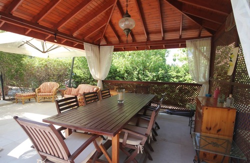 Karsiyaka Villa | Hideaway Villa with fabulous outside space