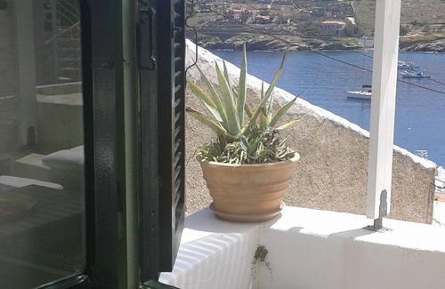 Korissia House | Hidesign Athens Traditional Stone house In Kea