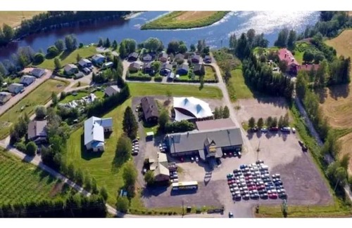 Aanekoski Apartment | Hietman vierastalon sininen huone