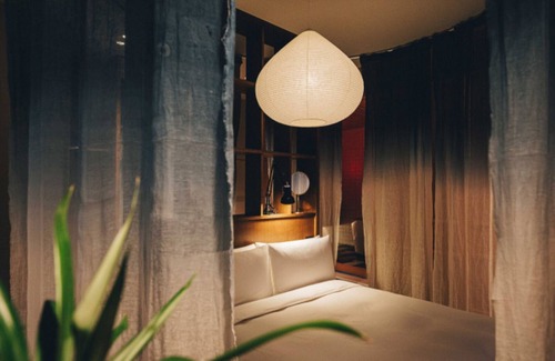 Chuo Hotel | High Ceiling Junior Suite nice hotel in Shibuya