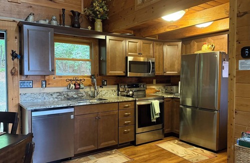 Deep Gap Cabin | High Country near Boone and the Blue Ridge Parkway