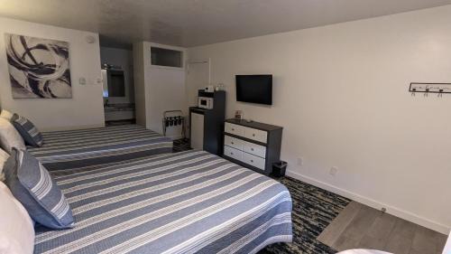 Salina Hotel | High Desert Inn