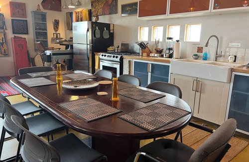 Jacumba House | HIGH DESERT & LAKE RETREAT adjacent to Mountain hiking, and a Hot Spring lake