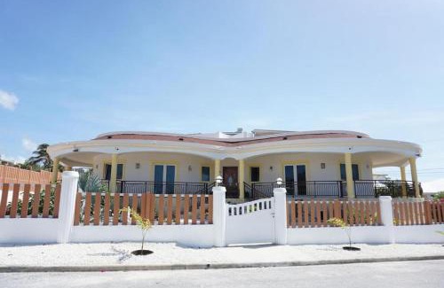 Inch Marlowe Apartment | High-End finished apartment Higher Heights, Barbados