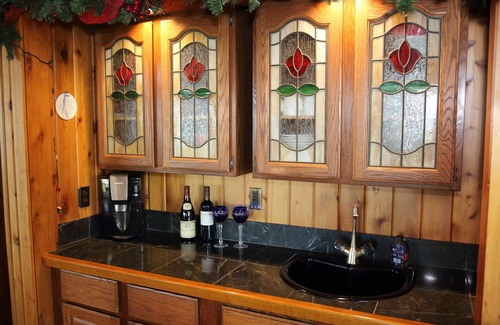 Town of Olive House | High Point Mtn House ~ Celebrate Spring on the Mtn! Privacy! Gorgeous VIEWS!