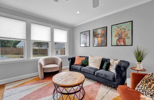 University District House | High Point Terrace Bungalow