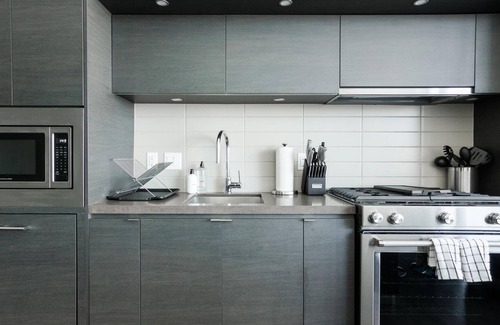 North Rosslyn Apartment | High-Rise Apt in Arlington VA