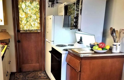 Sequim House | High-Speed Hideaway for Connectivity and Comfort