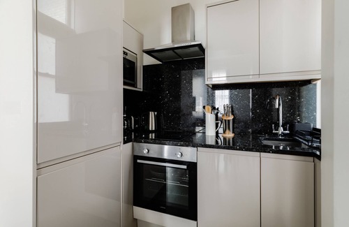 Royal Borough of Kensington and Chelsea Apartment | High Street Kensington Apartments