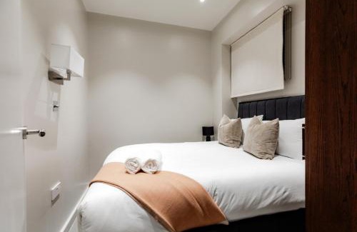 Royal Borough of Kensington and Chelsea Apartment | High Street Kensington Apartments