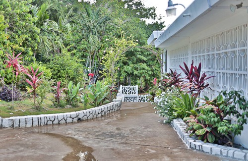 IronShore Estates House | High View Villa overlooking Montego Bay
