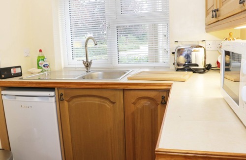 High Ercall House | HIGHBURY COTTAGE, with a garden in Shrewsbury