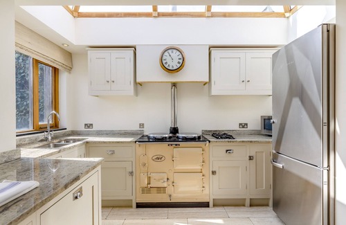 Trenance House | Higher Close - Four Bedroom House, Sleeps 8