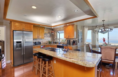 Perris House | Highest reviewed property in the area - best view of your life!