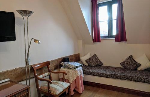 Sandy Bed & Breakfast | Highfield Farm