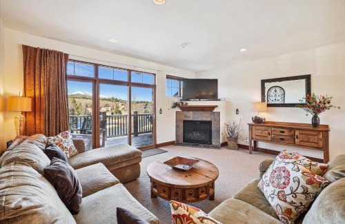 The Highlands House | Highland Greens 56 townhouse