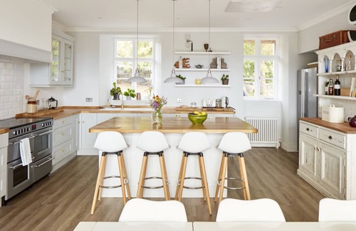 Nostie House | Highland Holiday Home, contemporary styling, hot tub, private gardens