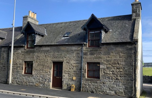 Brora Cottage | Highlands Holiday House in the heart of Coastal Brora