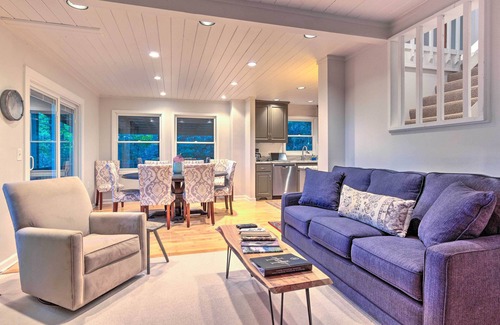 Highlands House | Highlands Home w/Fireplace, Views, & Trails!