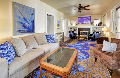 Cherokee Triangle House | Highlands Home Walk to All