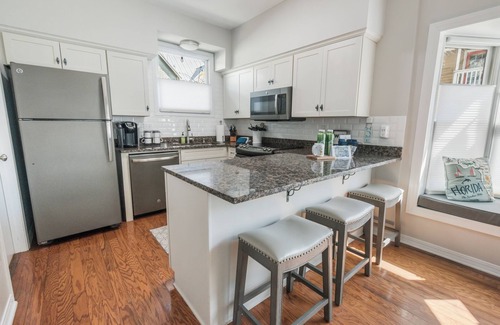 Seville Historic District House | Highly rated 2 BR townhouse steps from DT, and near beaches. Open Labor Day!