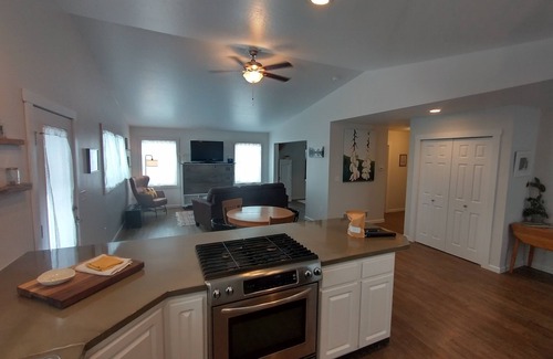 Santa Rita House | Highway 2 Modern Cottage
