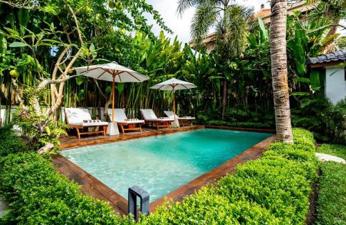 Kutuh Kaja Villa | Hijau Villa by EVDEkimi - Charming 2BR escape with Pool, Outdoor Lounge, Lush Garden - Long stay extras
