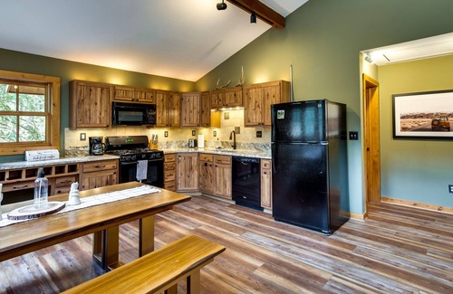 Almont Cabin | Hike, Bike, Raft: Colorado Home Near Crested Butte
