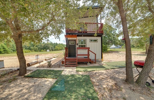 Tyler Cabin | Hike & Explore: 60-Acre Outdoor Retreat in Tyler!