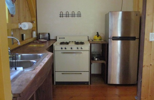 Kehena House | Hikina House- cozy yet airy-Walk to Kehena Beach