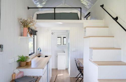 Perwillowen House | Hill Creek Tiny House 1 by Tiny Away