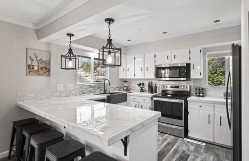 Northeast Reno House | Hill House Hot Tub Views & BBQs Close To Downtown