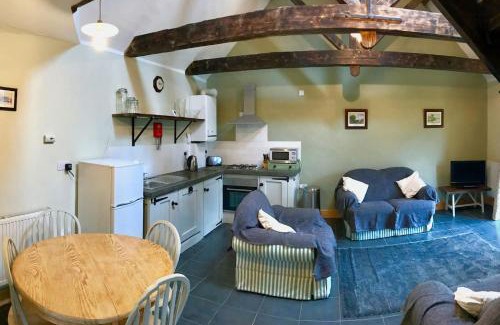Kilgetty House | Hillcrest Barn.