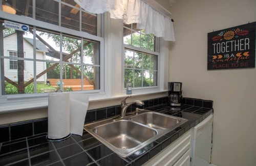 Crescent Hill House | Hillcrest Hideaway~ Charming 3BR + Private Cottage