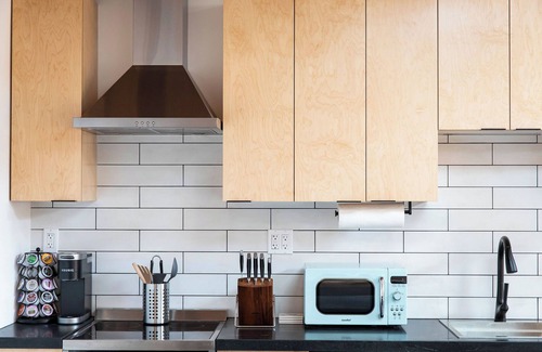 San Anselmo Apartment | Hilldale Studio - in the heart of Marin County