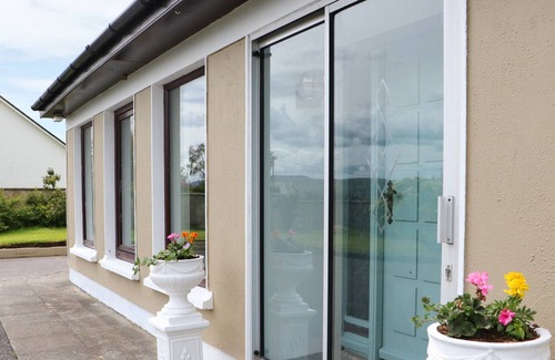Dromin House | HILLGROVE HOUSE, family friendly in Killorglin, County Kerry