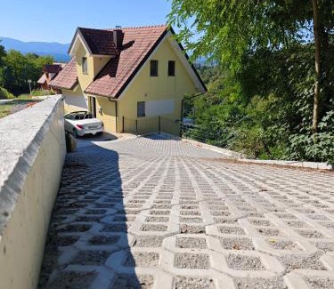 Trska Gora House | Hillhouse Novo mesto