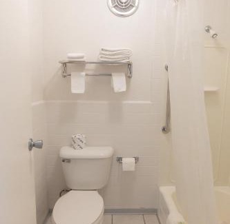 Hot Springs Hotel | Hills Inn