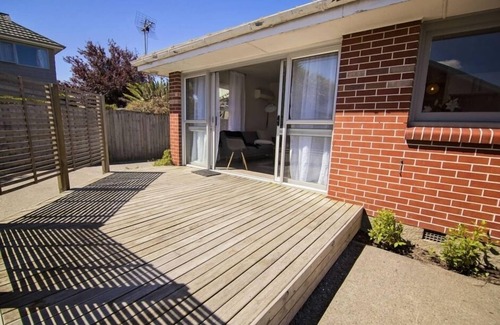 Edgeware House | Hills Road Christchurch city Pad