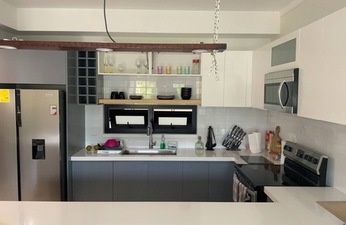 New Kingston Apartment | Hills view suite @Via Braemar
