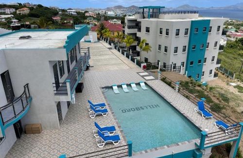 Challengers Apartment | Hillsboro Condominiums