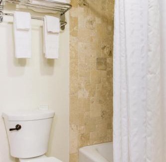Castroville Hotel | Hillside Boutique Hotel
