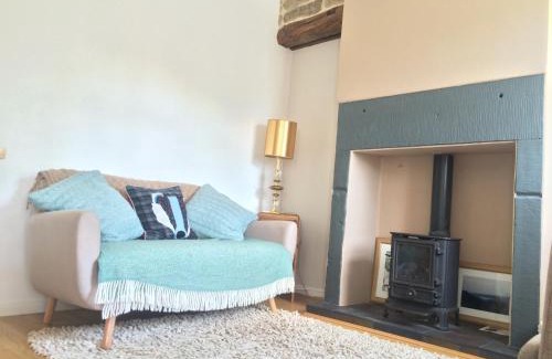Wirksworth House | Hillside Cottage