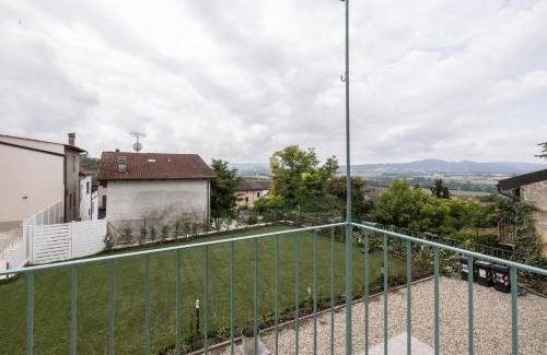 Quarti Apartment | Hillside Escape