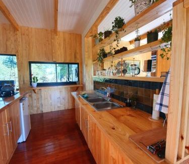 Knysna Villa | Hillside Hideaway Cabin