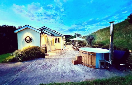 Redbrook House | Hillside Hideaway in Gloucestershire