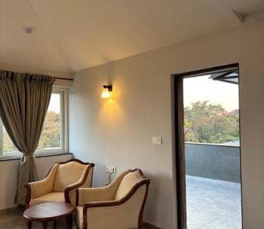 Alto de Porvorim Apartment | Hillside Hideaway Studio Apartment