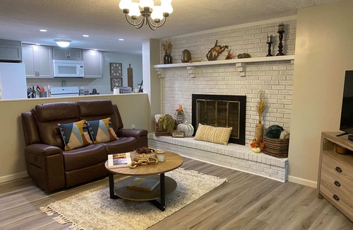 Glen White House | Hillside Hideaway-Winterplace and National Park