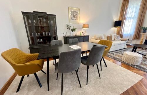 Gellert Hill Apartment | Hillside Luxury Residence Budapest with free garage